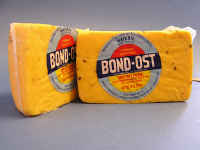 Bond Ost - with Caraway - Half Round - Approx. 18 oz. Bond Ost - with Caraway - Half Round - Approx. 18 oz.
